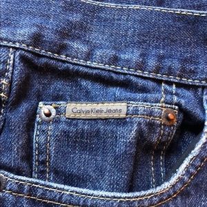 Calvin Klein size 4 rn 360009 slim boot